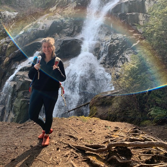 Meet your Posher, Emma - Picture 1 of 1